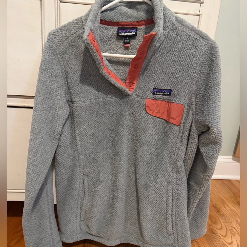 Patagonia Women's gray fleece